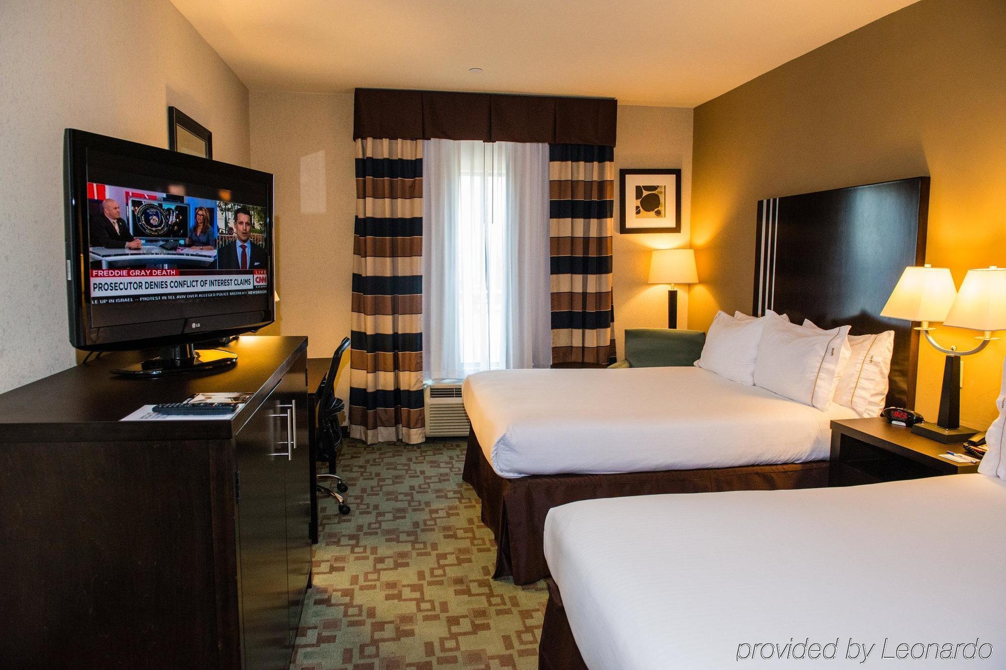 Express & Houston Nw Beltway 8-west Road By Ihg Hotel