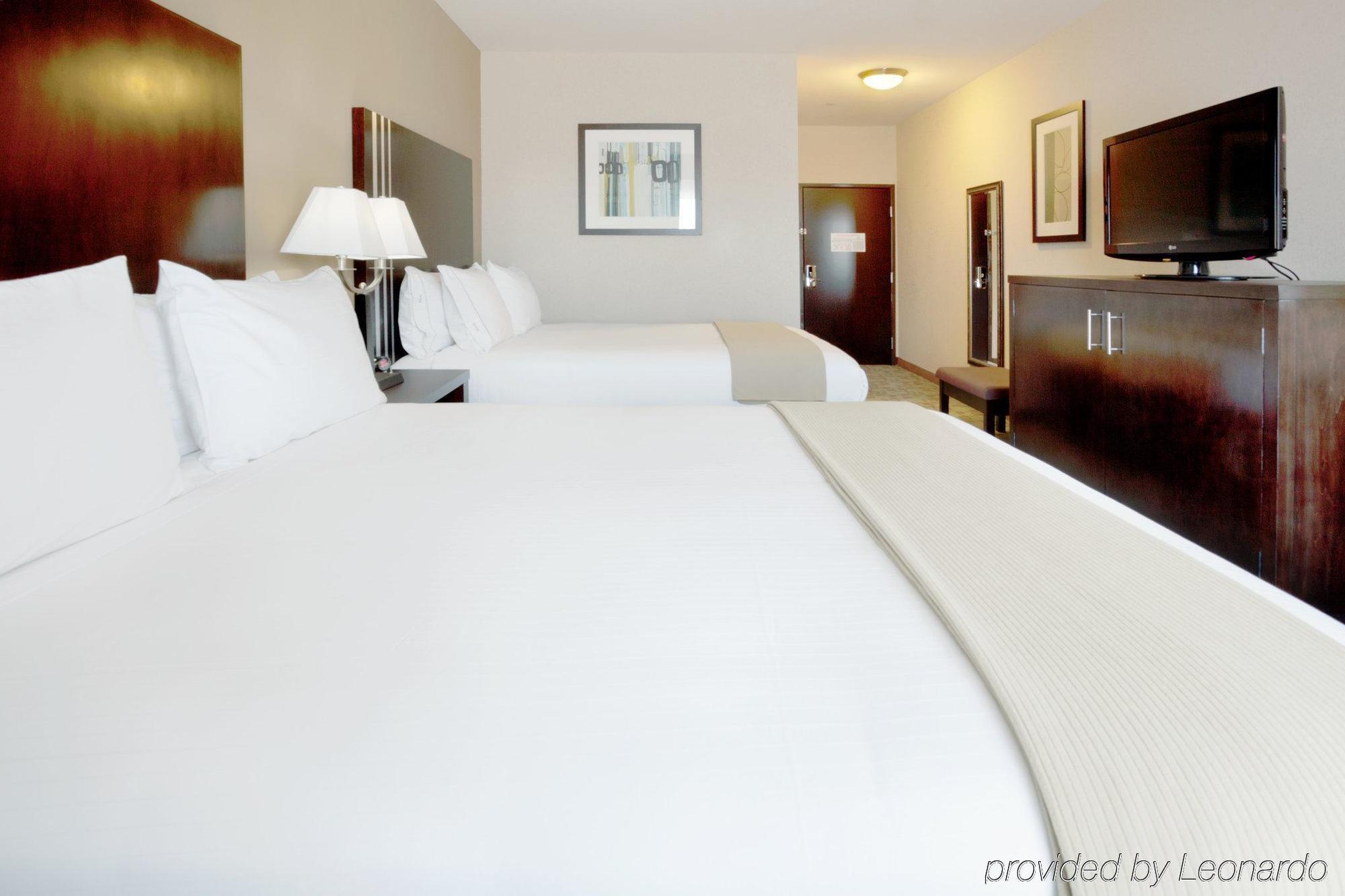 Express & Houston Nw Beltway 8-west Road By Ihg Hotel