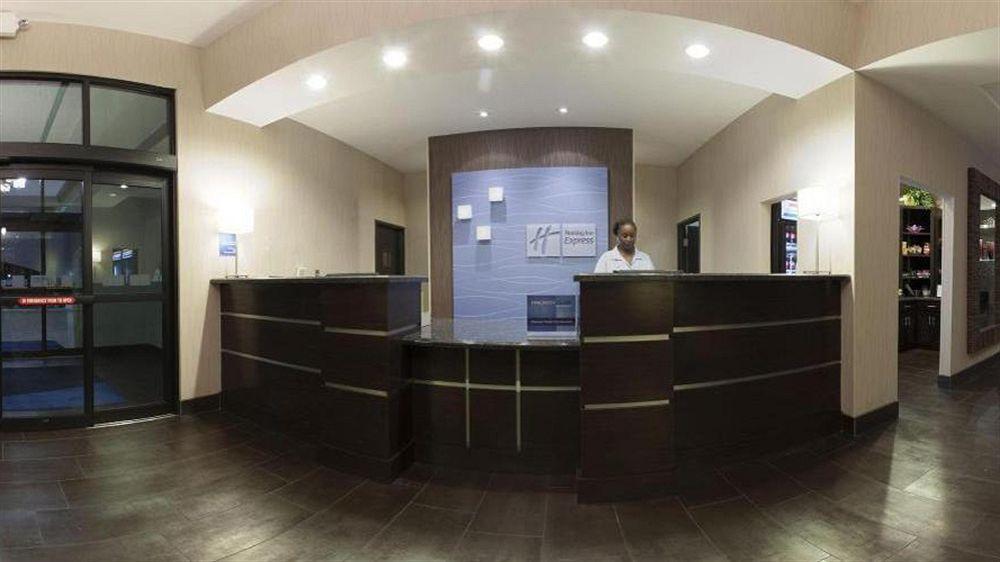 Express & Houston Nw Beltway 8-west Road By Ihg 2* Jersey Village
