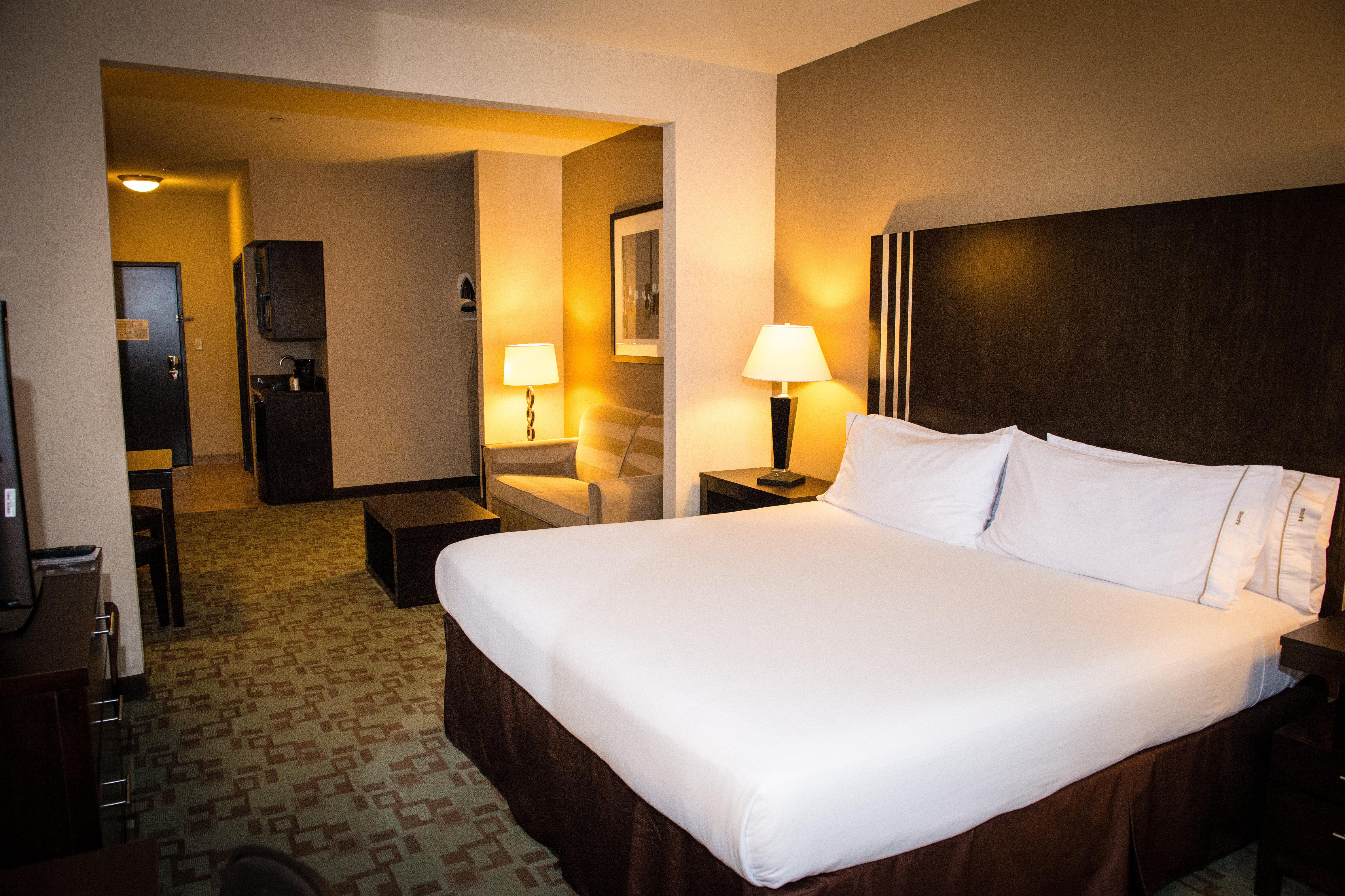 Express & Houston Nw Beltway 8-west Road By Ihg Jersey Village