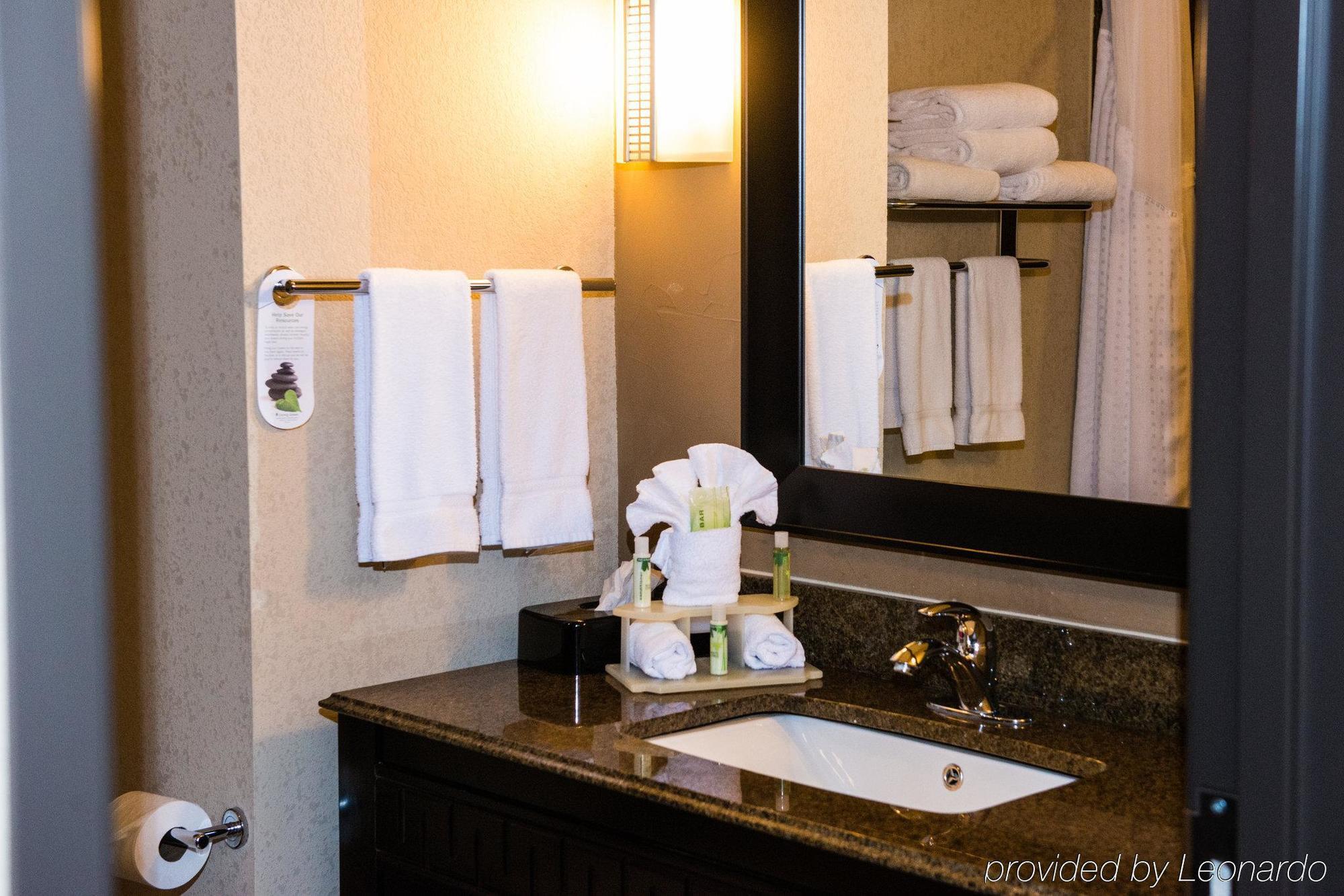 Express & Houston Nw Beltway 8-west Road By Ihg 2* Jersey Village