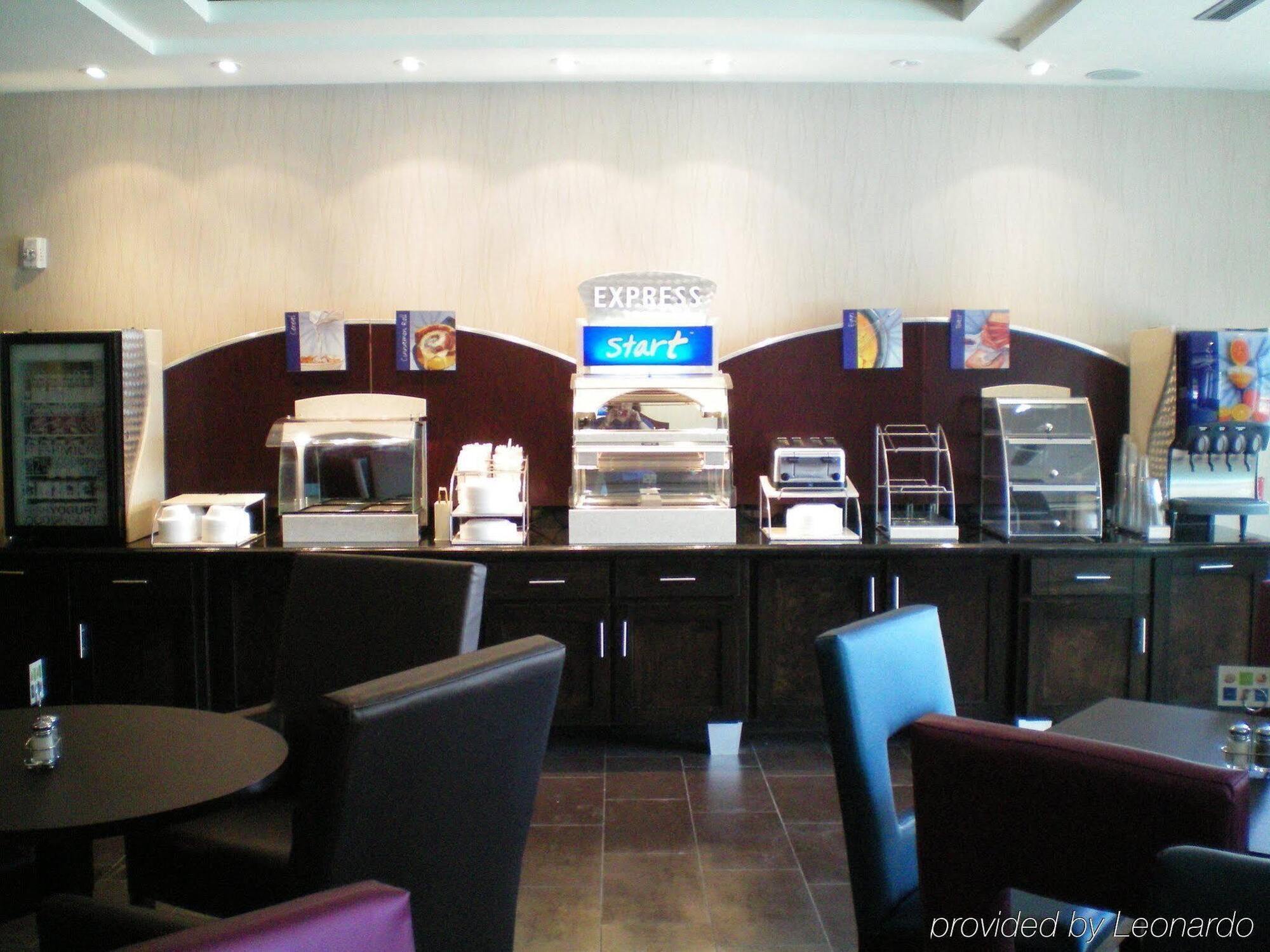 Express & Houston Nw Beltway 8-west Road By Ihg